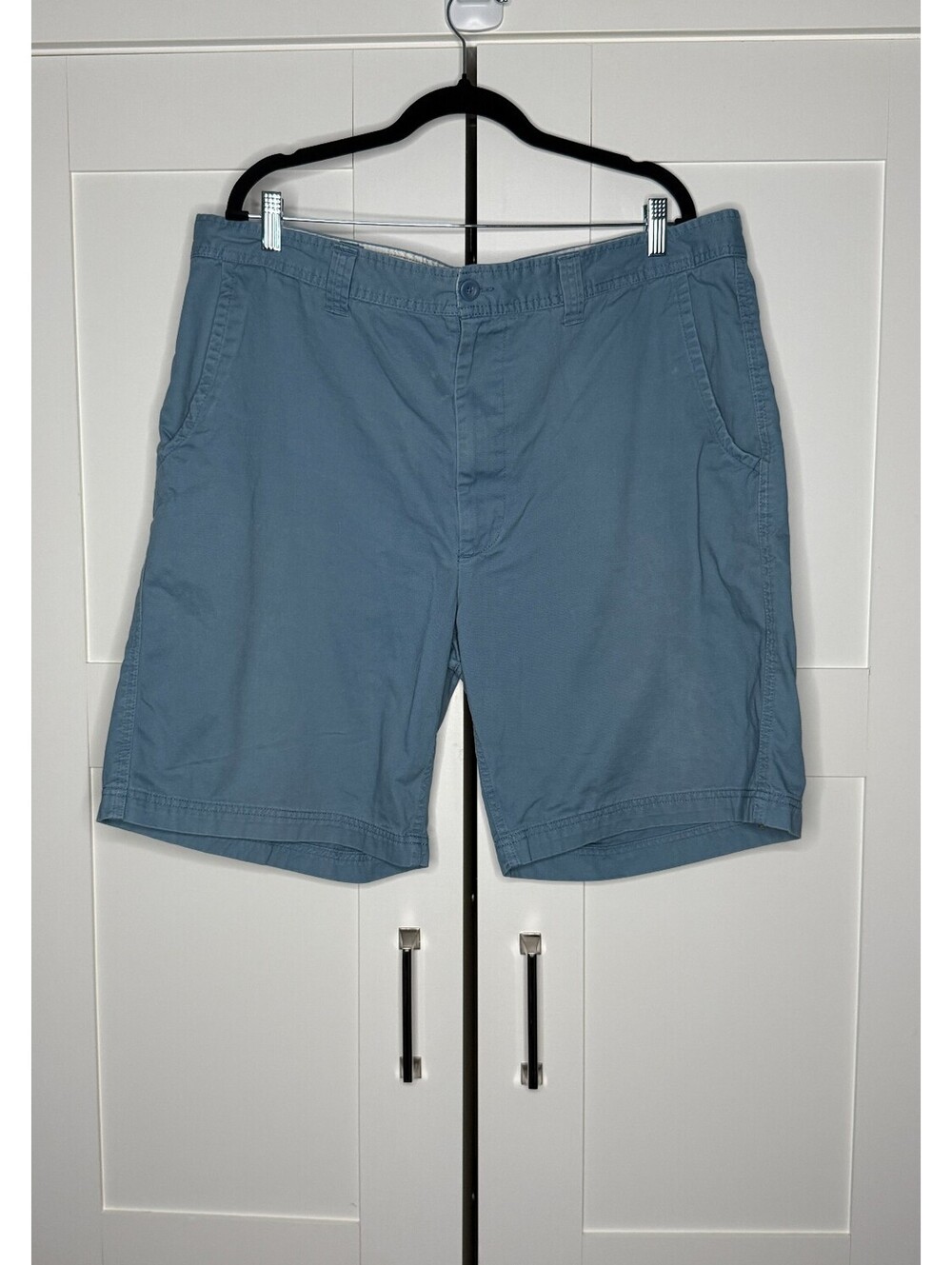 St John's Bay Men's Chino Flat Front Casual Shorts, Size 40
